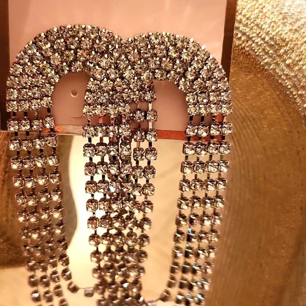 Oval rhinestone drop earrings NWT Adrienne Vittadini - Picture 2 of 6